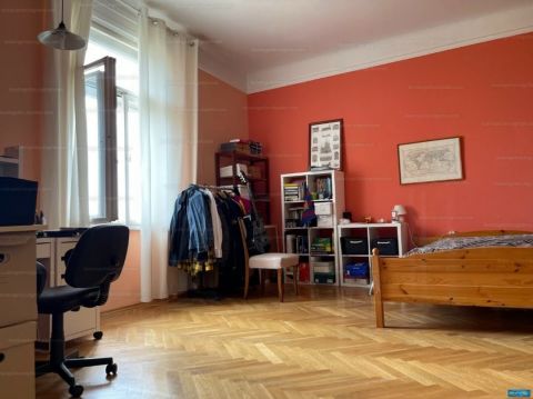 Eladó Lakás 1089 Budapest 8. kerület 