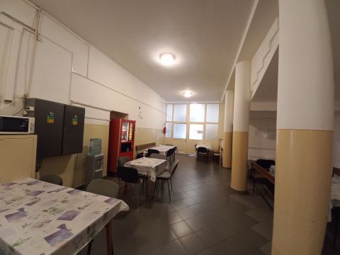 Eladó Ipari 4100 Berettyóújfalu , Központjában