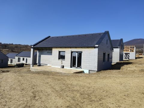 Eladó Ház 2612 Kosd 