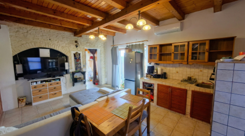 Eladó Ház 2363 Felsőpakony , 2 különálló ház, remek befektetési lehetőséggel