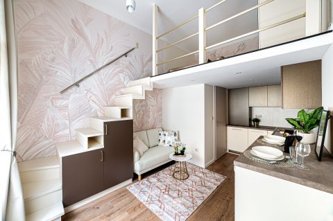 Eladó Lakás 1073 Budapest 7. kerület , Felújított lakás, 1 utcára a Körúttól