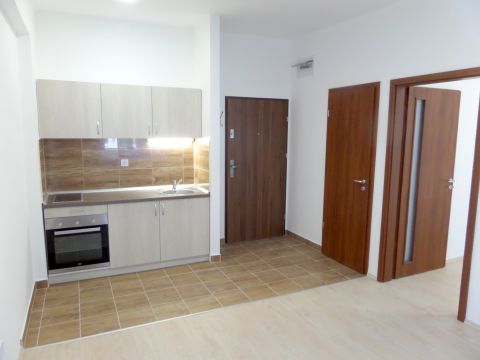 Kiadó Lakás 4400 Nyíregyháza , Nyíregyháza, Damjanich lakópark mellett.