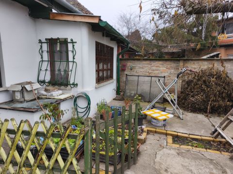 Eladó Ház 1101 Budapest 10. kerület 