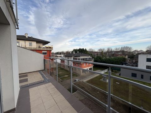 Kiadó Lakás 9026 Győr 