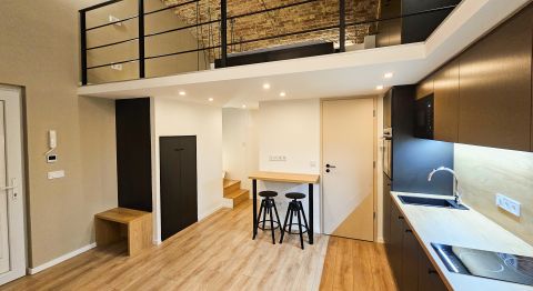 Eladó Lakás 1088 Budapest 8. kerület , PALOTANEGYEDBEN - szuper lakás BOMBA áron!