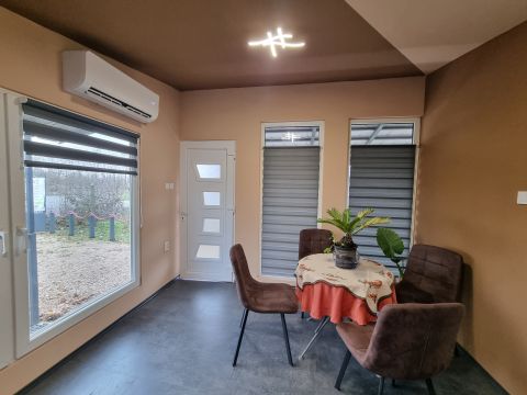 Eladó Telek 8111 Seregélyes , Zártkerti szőlő