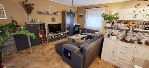 Eladó Ház 6000 Kecskemét Eladó nappali + 3 szobás ház Katonatelep