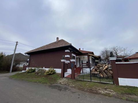 Eladó Ház 2174 Verseg 