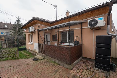 Eladó Ház 2837 Vértesszőlős 