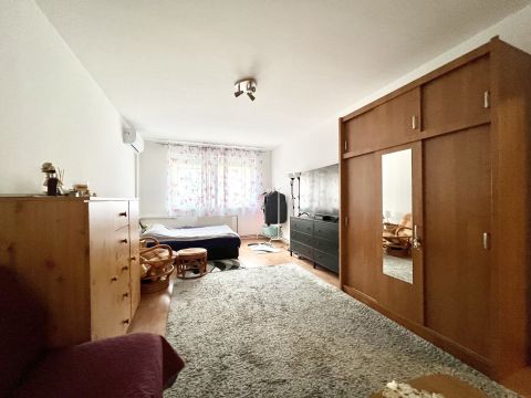 Eladó Lakás 1089 Budapest 8. kerület 