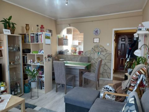 Eladó Lakás 3200 Gyöngyös 