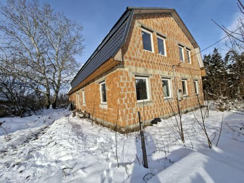 Eladó Ház 2252 Tóalmás , Tóalmáson Központtól nem messze,szuper Utcában