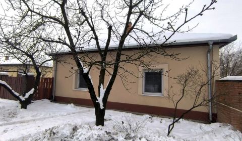 Eladó Ház 6044 Kecskemét Jó állapotú kétgenerációs családi ház