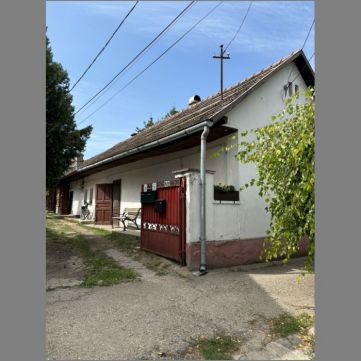 Eladó Ház 2024 Kisoroszi , Széchenyi út 104