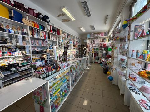 Eladó Üzlethelyiség 4400 Nyíregyháza 