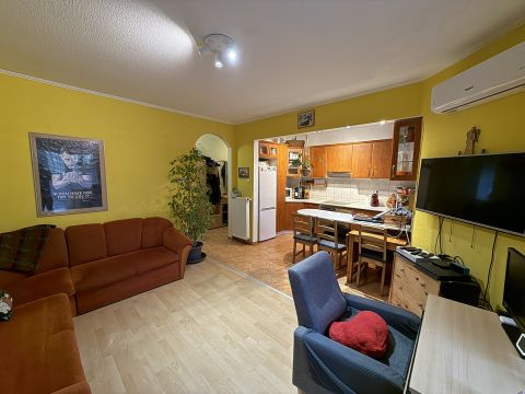 Eladó Lakás 1174 Budapest 17. kerület , Helikopter lakóparkban két hálószobás lakás