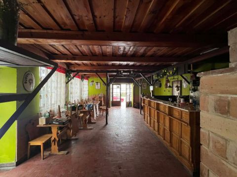 Eladó Ház 2009 Pilisszentlászló , 2009 Pilisszentlászló, Pilisi parkerdészet