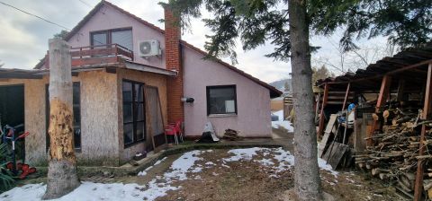 Eladó Ház 2500 Esztergom 