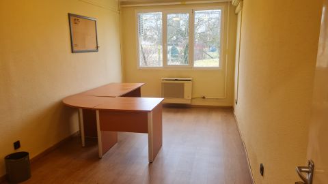 Kiadó Iroda 8900 Zalaegerszeg 