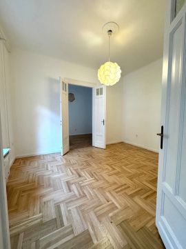 Eladó Lakás 1123 Budapest 12. kerület 