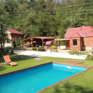 Eladó Ház 8431 Bakonyszentlászló , természetközeli