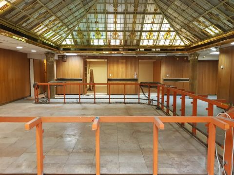 Eladó Üzlethelyiség 1054 Budapest 5. kerület 