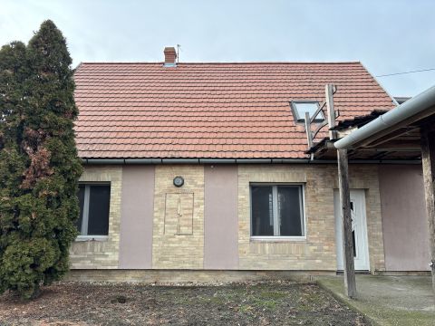 Eladó Ház 6300 Kalocsa , Eperföld városrész