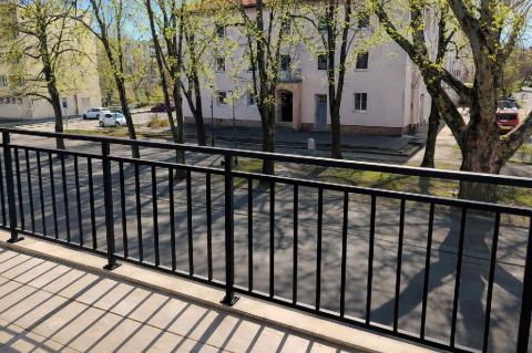 Eladó Lakás 8400 Ajka , 8400 Ajka, Belváros