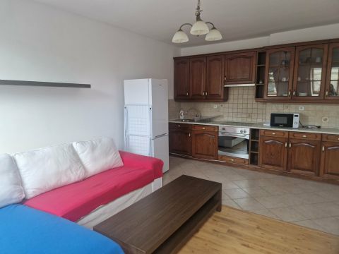 Kiadó Lakás 7621 Pécs 