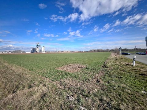 Eladó Ipari 9900 Körmend ADA bútorgyár mögötti terület, M80-as autóút leágazójánál