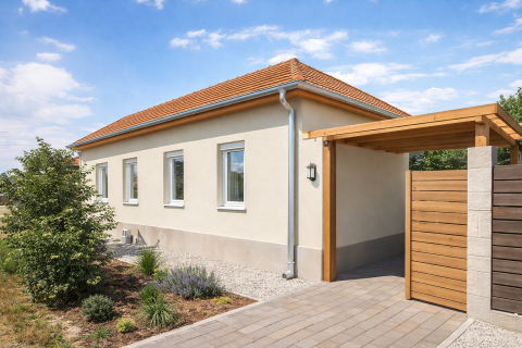 Eladó Ház 6600 Szentes , Szentesen felújitandó családi ház