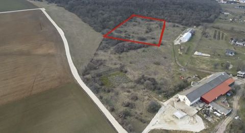 Eladó Telek 8248 Veszprémfajsz , Fő utca közelében 