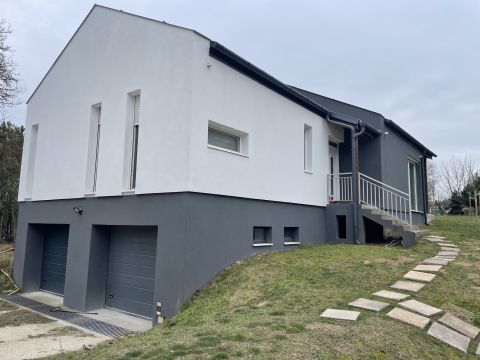 Eladó Ház 2162 Őrbottyán 