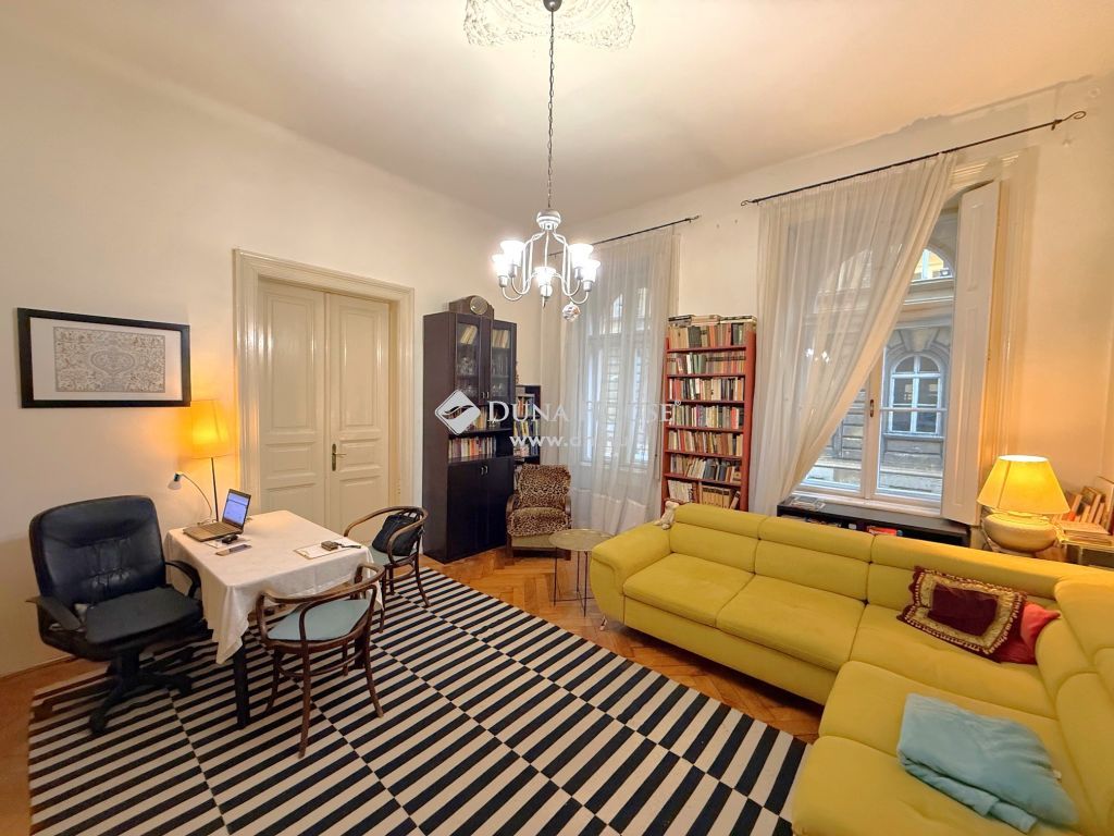 1087 Budapest 8. kerület — 1/14