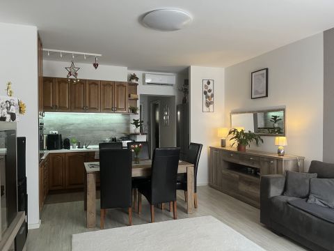 Eladó Lakás 2440 Százhalombatta Százhalombatta Borostyán utca