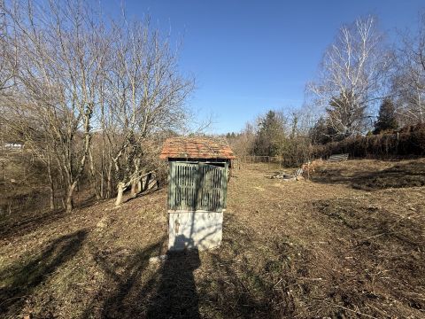 Eladó Telek 2051 Biatorbágy , Hangulatos, erdei