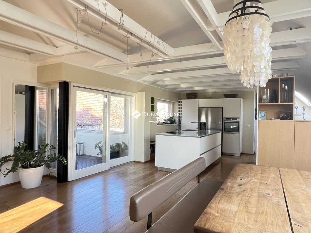 Eladó ház, Szentendre