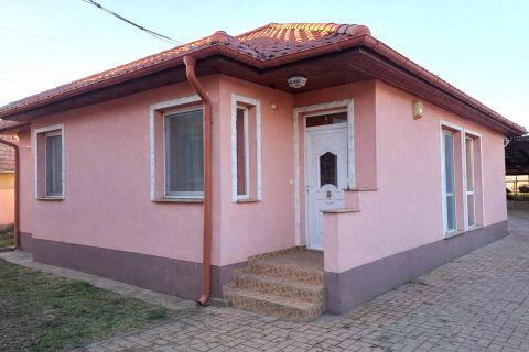 Eladó Ház 4033 Debrecen 