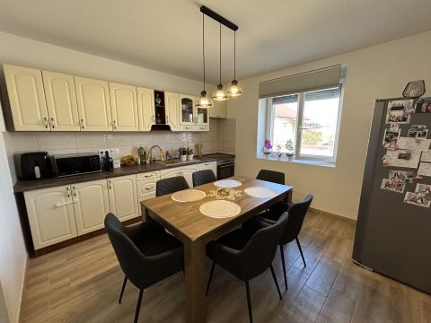 Eladó Ház 2367 Újhartyán , Modern igatlan, kiváló elhelyezkedéssel