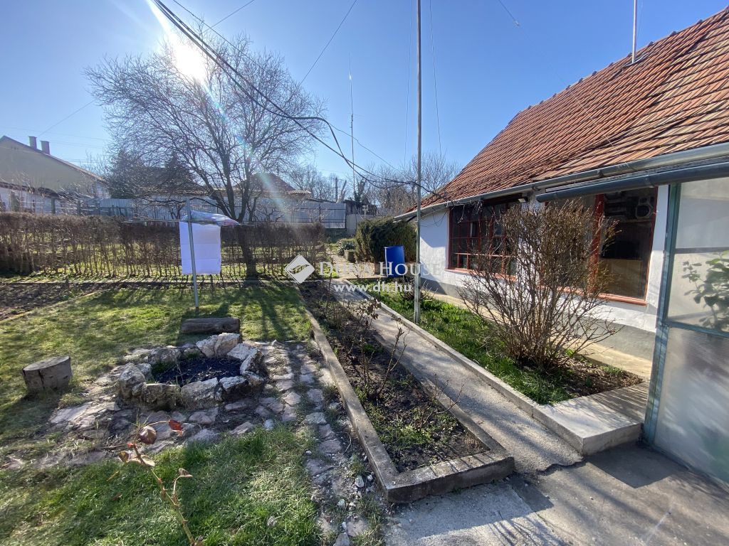 Eladó Ház 2119 Pécel, 