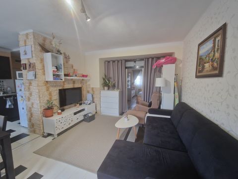 Eladó Lakás 7100 Szekszárd 