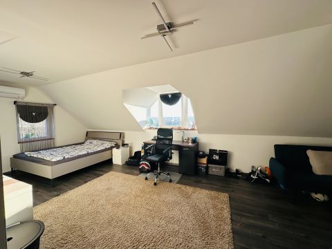 Eladó Ház 2146 Mogyoród 