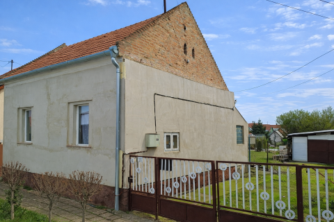 Eladó Ház 7200 Dombóvár 