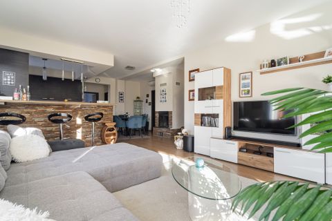 Eladó Ház 2049 Diósd Diósd, Sashegyi út