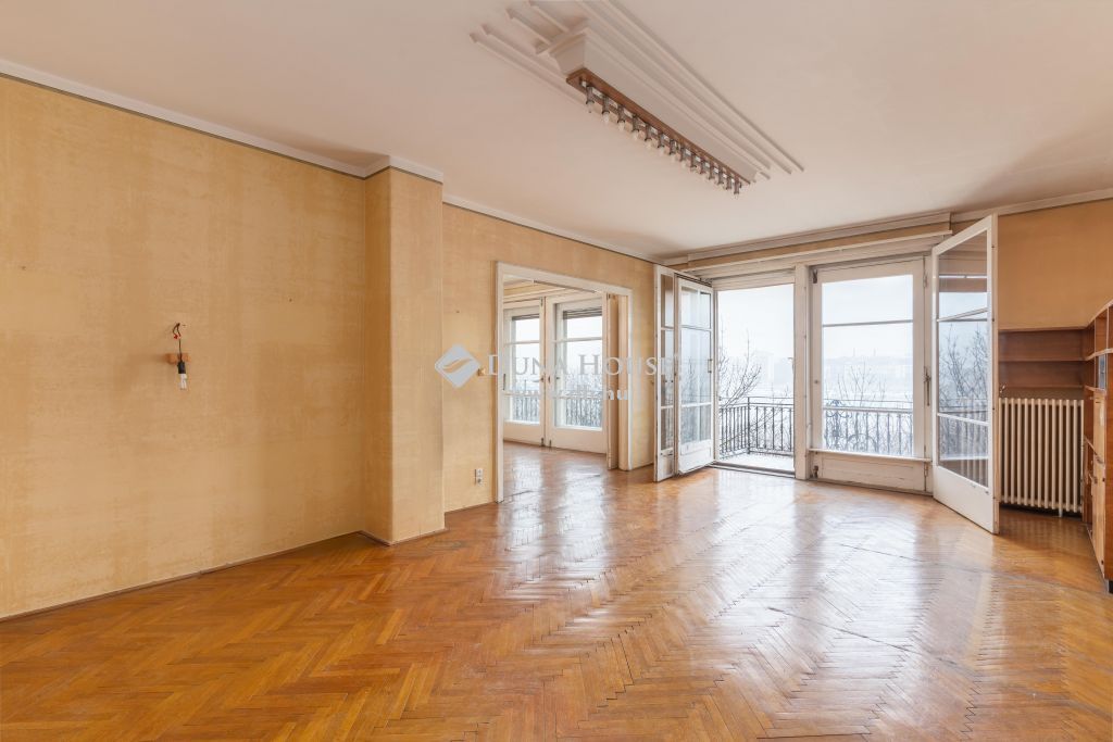 1055 Budapest 5. kerület , Parlamentre, Dunára, Budai Várra Panorámás 2 erkélyes lakás — 1/12