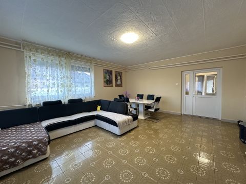 Eladó Ház 7081 Simontornya Exkluzív lehetőség, két épület, hatalmas telek