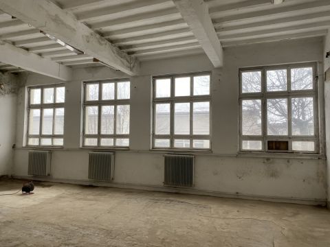 Kiadó Tároló/Raktár 2120 Dunakeszi , Dunakeszin nagy raktár