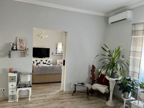 Eladó Ház 1162 Budapest 16. kerület 