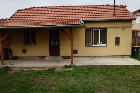 Eladó Ház 6100 Kiskunfélegyháza Kossuthváros