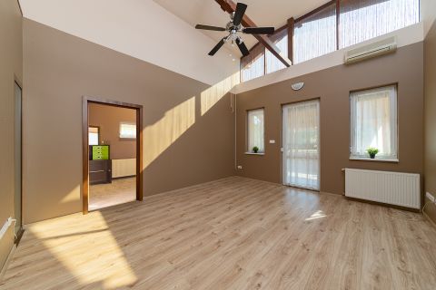 Eladó Ház 1171 Budapest 17. kerület 